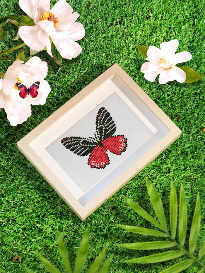 ColourMost™ Mini Diamond Painting Series #06: 'Butterfly Bliss 2' - Frameless 12-in-1 Set (6"x7" / 15x18cm)
